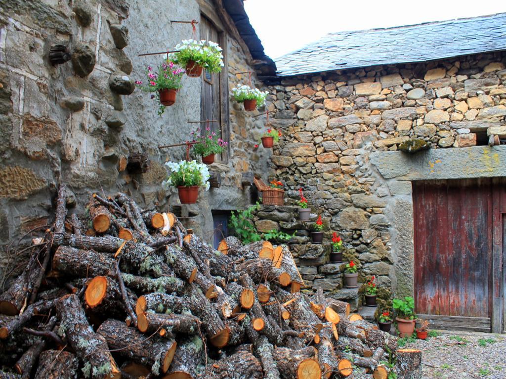 Вилла Casa Rural El Trubio Vigo de Sanabria Экстерьер фото